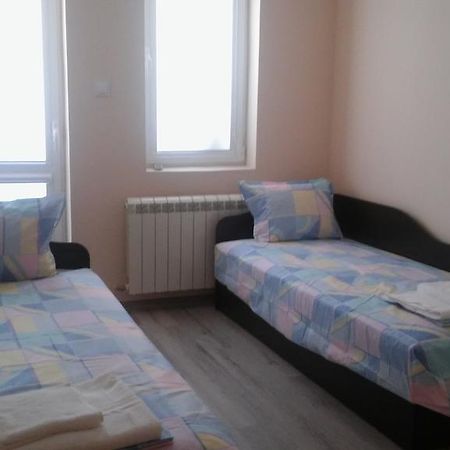 Apartment Izabel 扬博尔 外观 照片