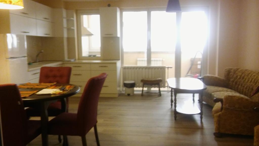 Apartment Izabel 扬博尔 外观 照片